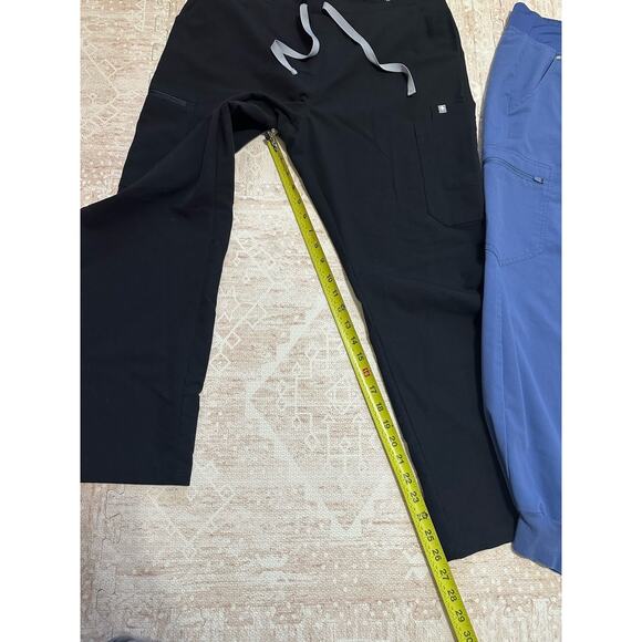 Lot of 3 FIGS Joggers Scrub Pants Women's Size Large & Large/P Excellent Cond! - Picture 10 of 16